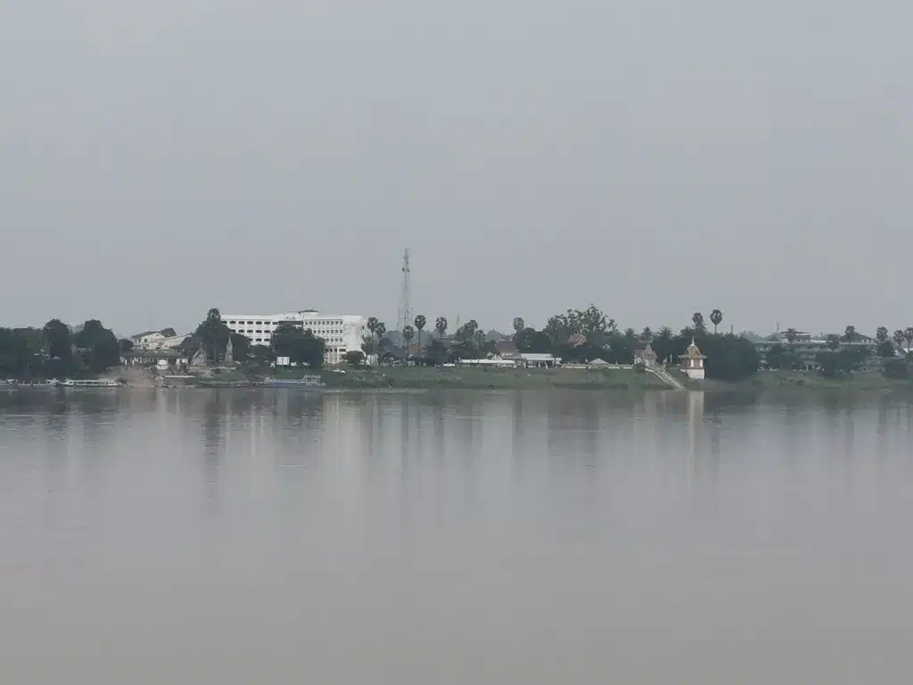 Frontière du Laos